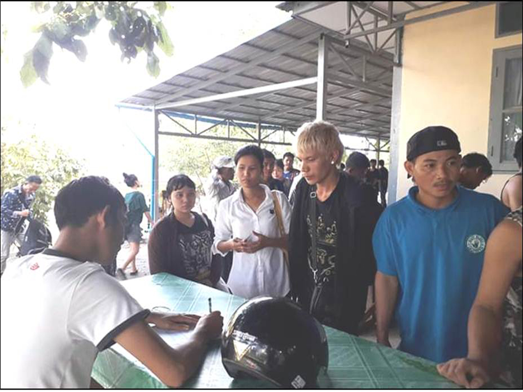 မြဝတီမြို့နှင့် ကြာအင်းဆိပ်ကြီးမြို့နယ်တို့၌ မြန်မာရွှေ့ပြောင်းအလုပ်သမား ၅၅၉ ဦး ပြန်လည်ဝင်ရောက်မှု (၂၀၁၈ခုနှစ်၊ အောက်တိုဘာလ ၁၂ ရက်နေ့)
