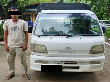 ပဲခူးတိုင်းဒေသကြီး၊ ပဲခူးမြို့နယ်၌ လိုင်စင်မဲ့မော်တော်ယာဉ် တစ်စီး ဖမ်းဆီးရမိမှု မှတ်တမ်းဓာတ်ပုံ။