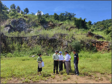 ရှမ်းပြည်နယ်၊ မိုင်းတုံခရိုင်၊ မိုင်းတုံမြို့နယ်၊ ဟွေအောကျေးရွာအတွင်း ကျောက်ထုတ်လုပ်ခွင့် လုပ်ငန်းလိုင်စင်လျှောက်ထားမှုအား ကွင်းဆင်းစစ်ဆေးမှု မှတ်တမ်းဓာတ်ပုံ။