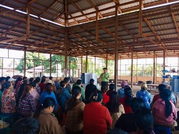 ရှမ်းပြည်နယ်၊ ကျောက်မဲမြို့နယ်၌ မြန်မာအီလက်ထရောနစ်မဲပေးစက်  (MEVM) ဆိုင်ရာ အသိပညာပေးခြင်းနှင့် လက်တွေ့စမ်းသပ်မဲပေးခြင်း  အခမ်းအနား ကျင်းပမှု မှတ်တမ်းဓာတ်ပုံ။